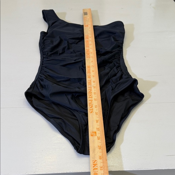 J. Crew Long-torso ruched one-shoulder one-piece swimsuit Size 4 - Picture 5 of 13